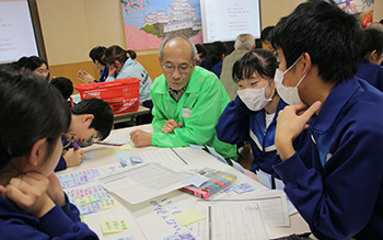 寄居中学校