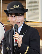 電車車掌　木村加苗さん