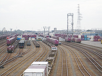 新潟貨物ターミナル駅