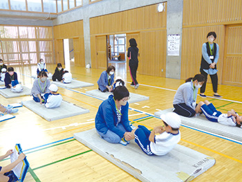 全校体力テスト計測ボランティア(下山小学校)