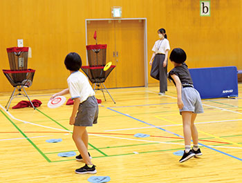 小学生が新潟医療福祉大学を体験　風景