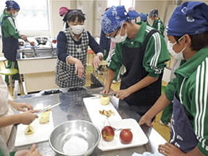 白根第一中学校の活動の様子の写真