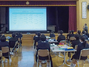 月潟中学校の活動の様子の写真