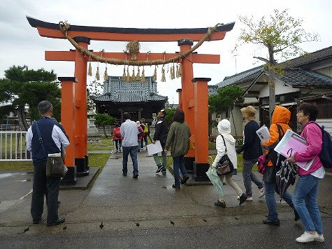 潟東まち歩きガイドの会やぁってくれ