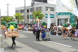 潟東地域コミュニティ協議会のパフォーマンス写真