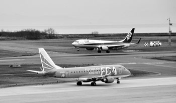 写真　新潟空港