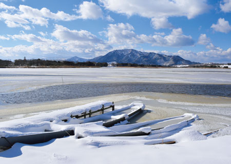 写真　佐渡・弥彦・米山国定公園区域内に位置する佐潟（西区）