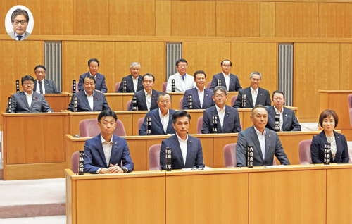 写真　議長席から見て左側