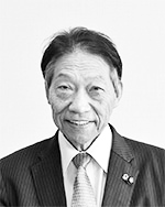 写真　佐藤幸雄