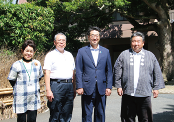 田村智江さん、竹内伸一さん、中原市長、石本龍則さん